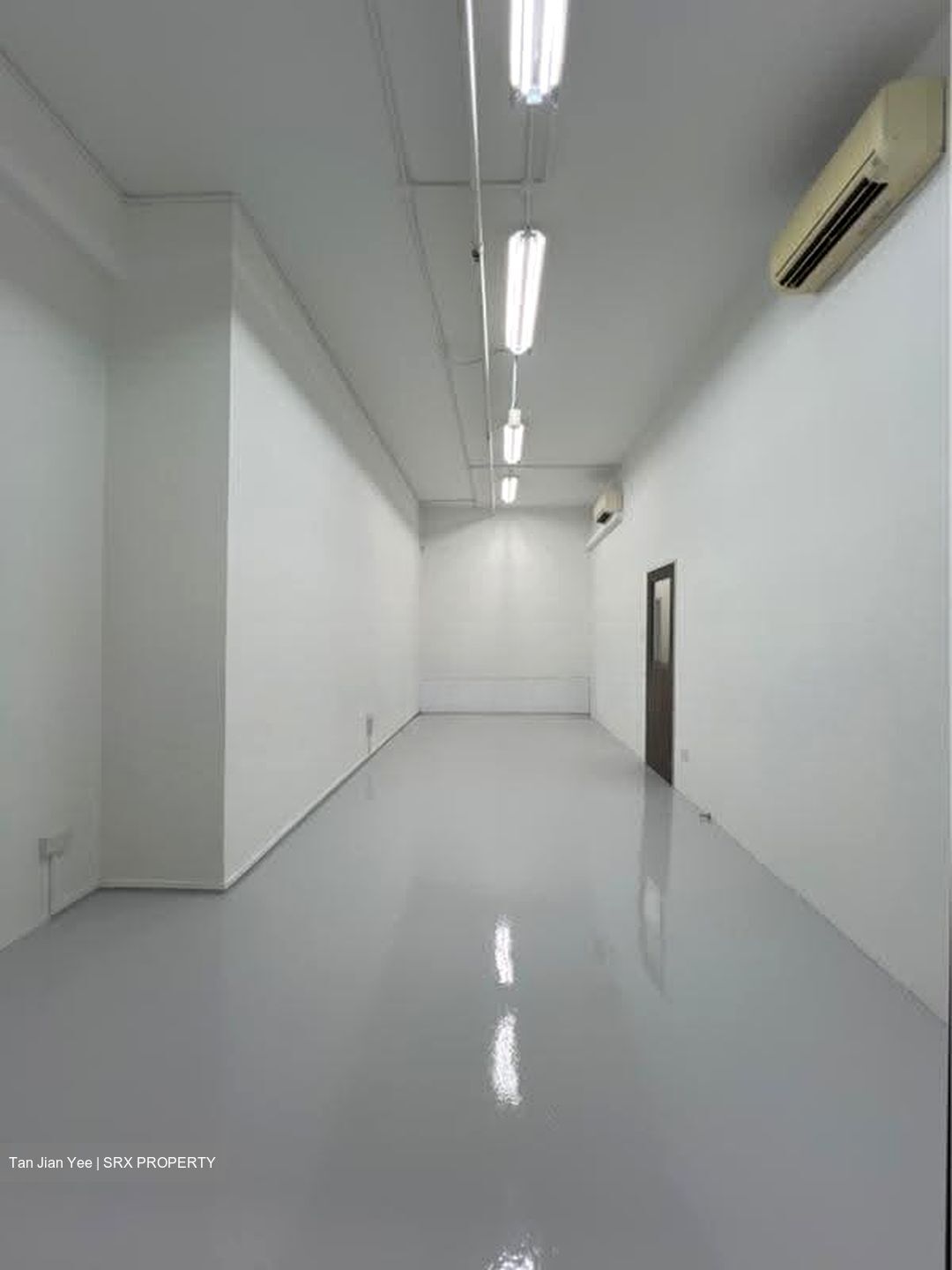 Woodlands 11 (D25), Factory #614498321